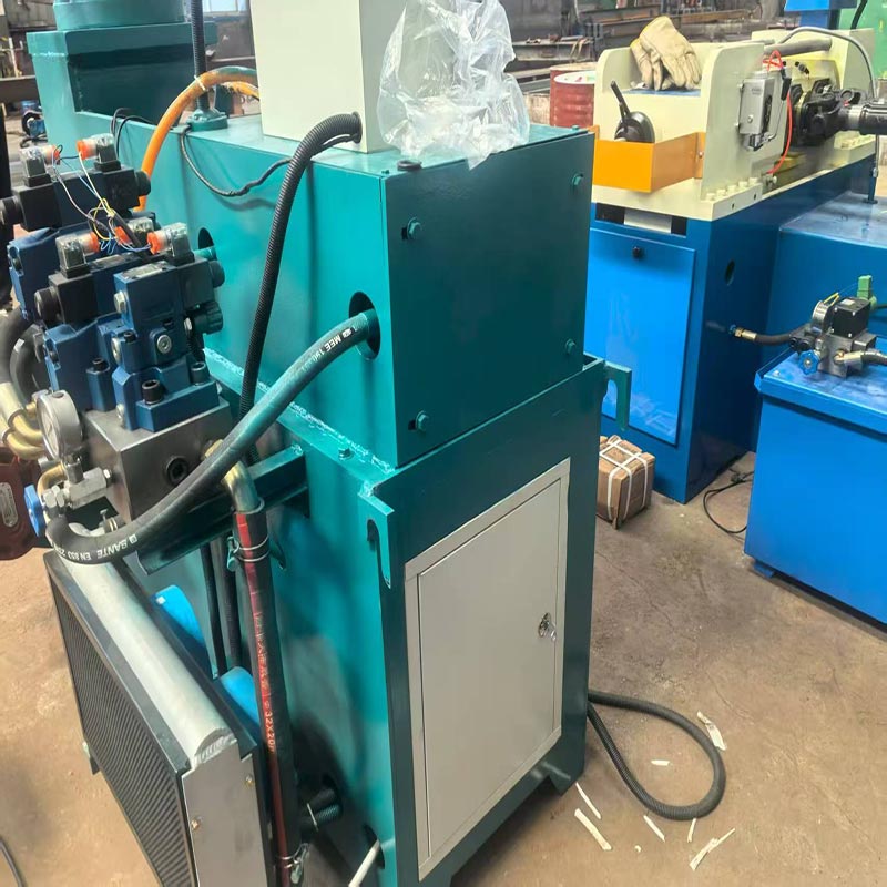 కొత్త థ్రెడ్ రోలింగ్ పరికరాలపై వార్తలు