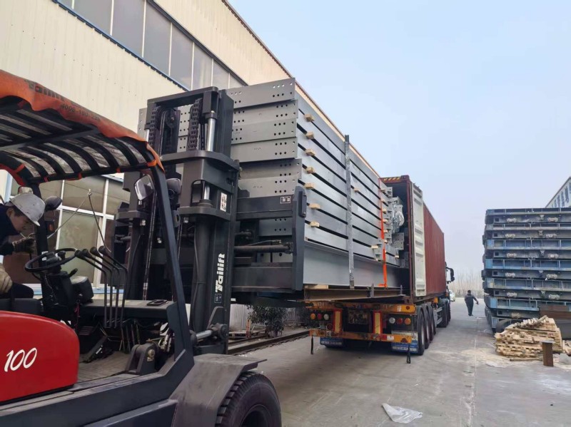 ఉరుగ్వేలో స్టీల్ స్ట్రక్చర్ వేర్‌హౌస్ షిప్‌మెంట్